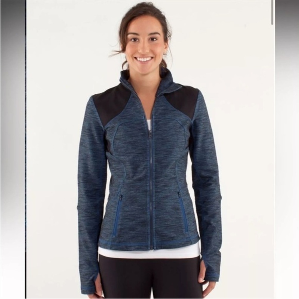Lululemon Forme Jacket Slub Denim Limitless Blue / Black Size 4 READ